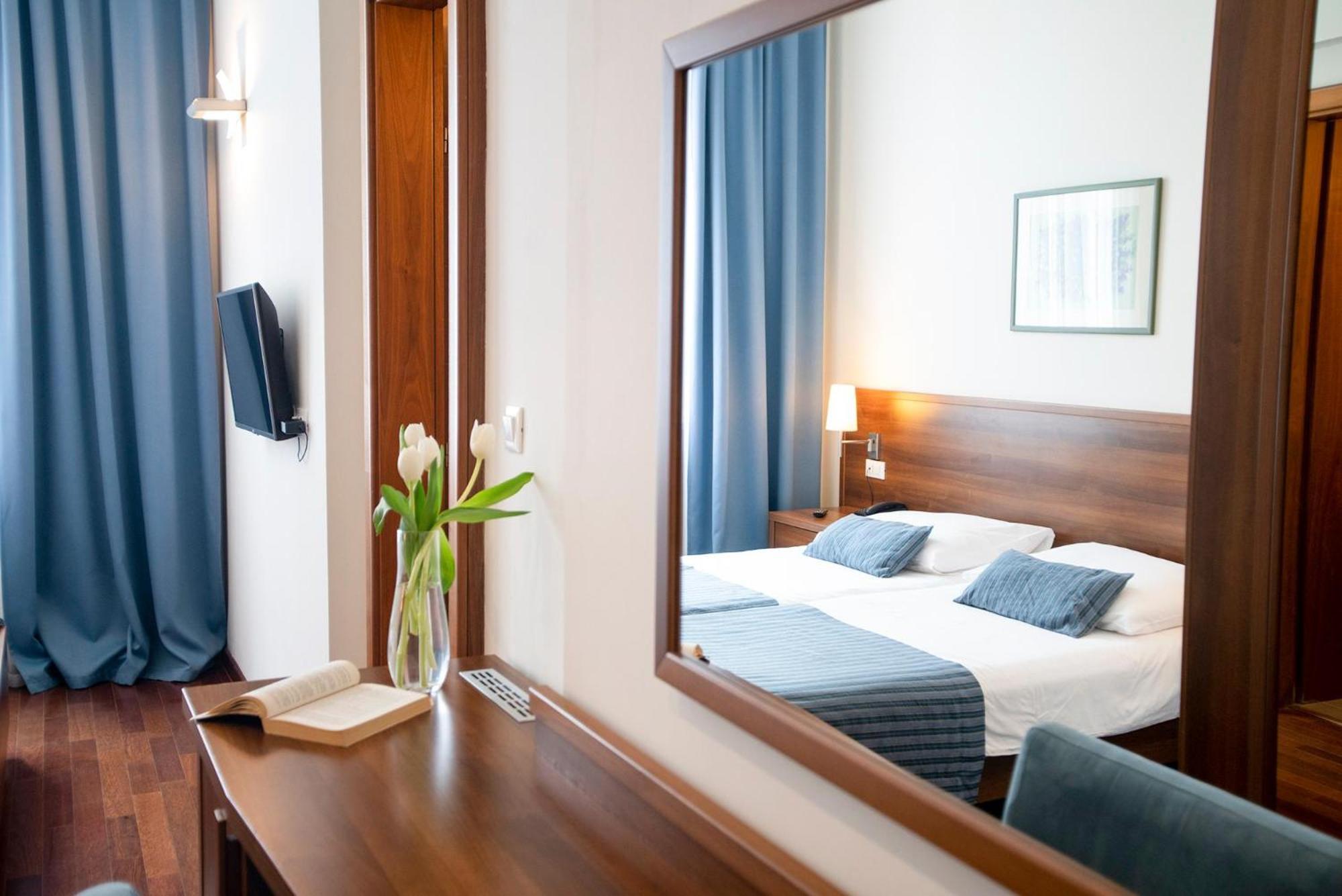 Aminess Vival Velaris Resort Supetar Luaran gambar