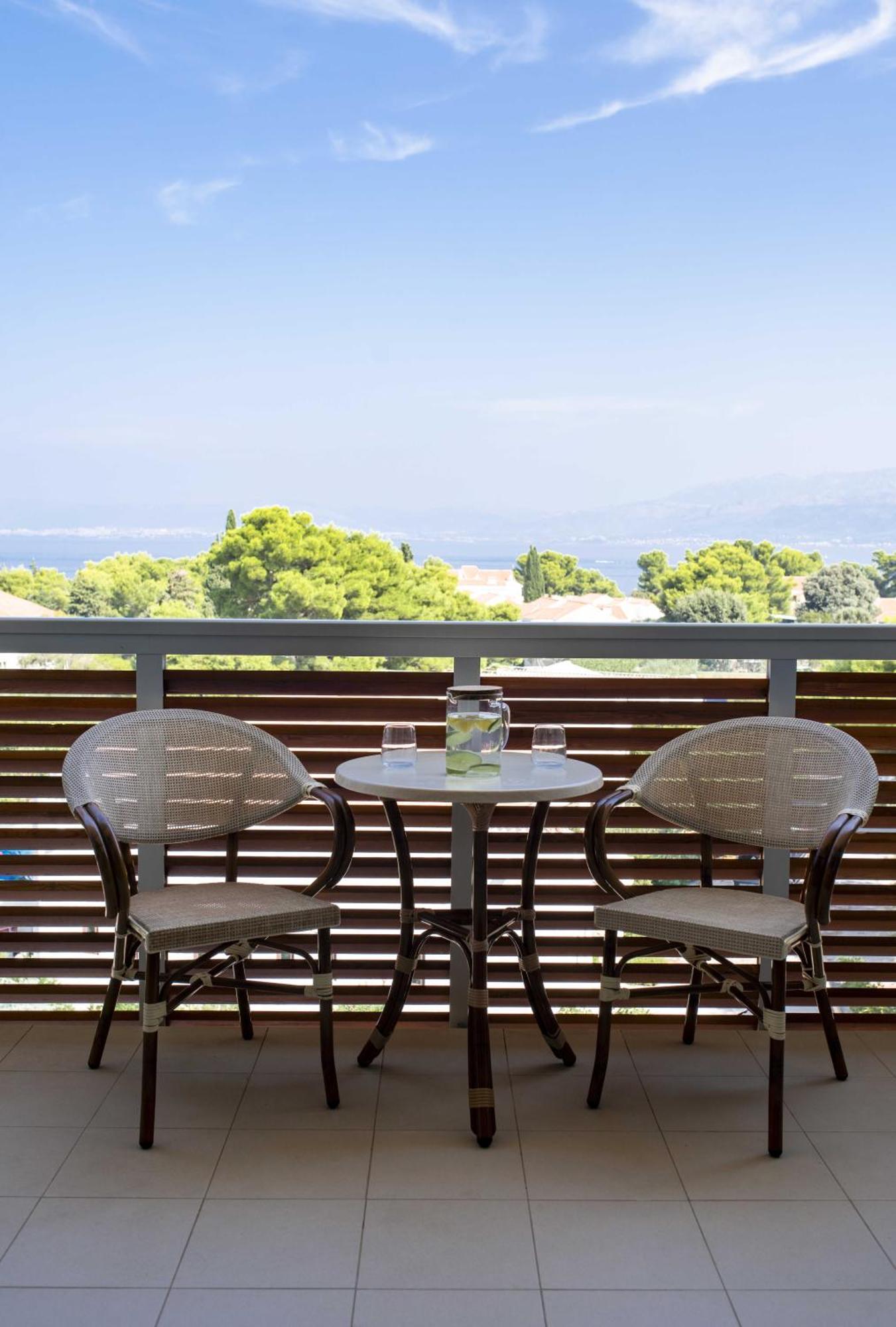 Aminess Vival Velaris Resort Supetar Luaran gambar